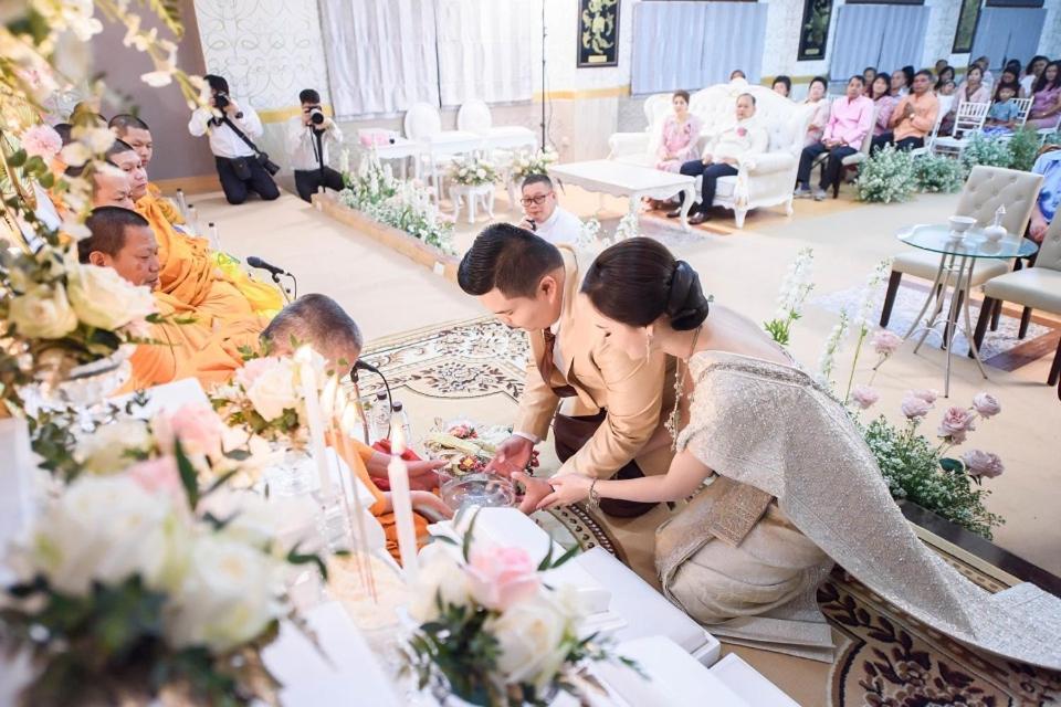 Suwanna Riverside Chainat Bagian luar foto