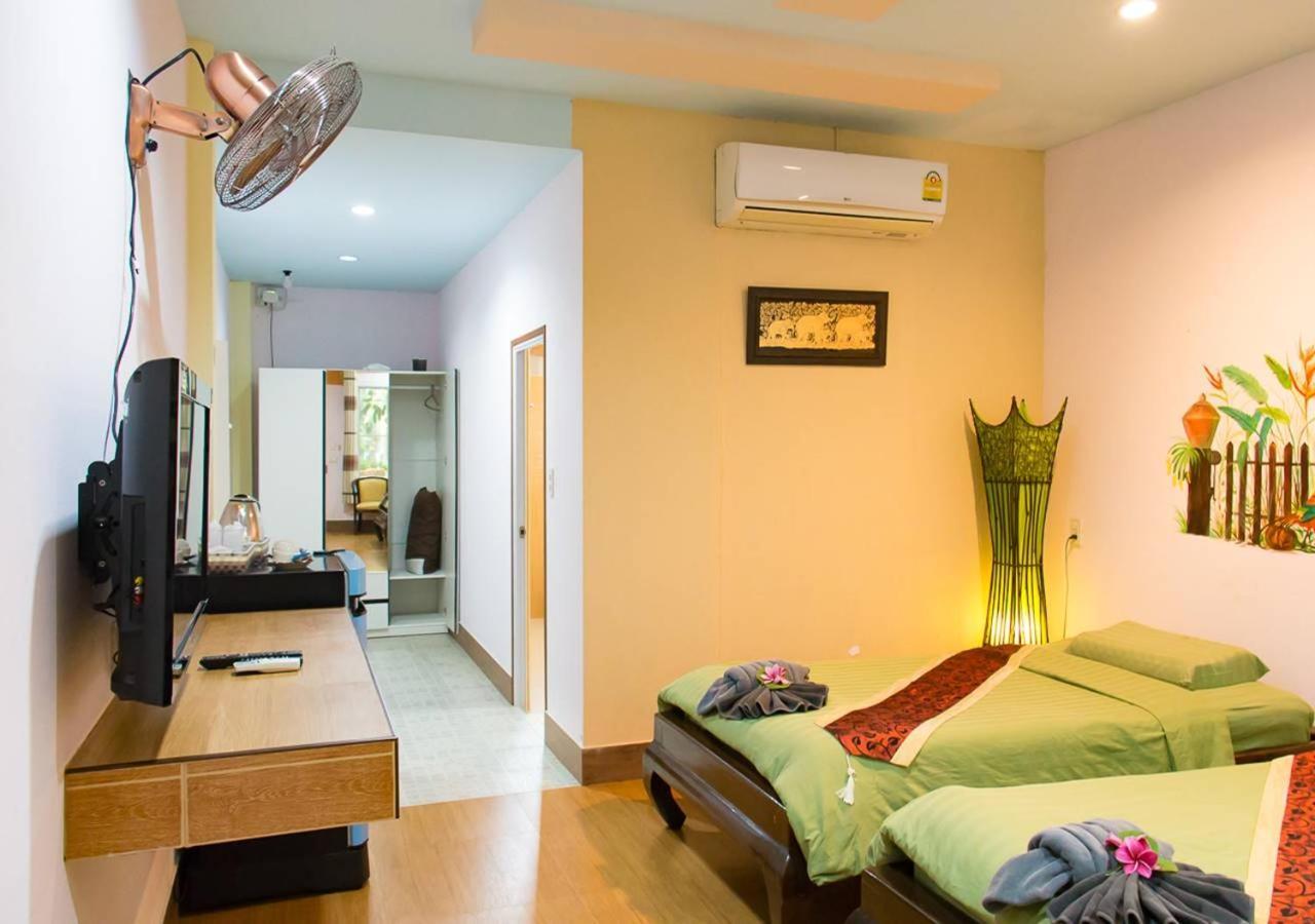 Suwanna Riverside Chainat Bagian luar foto