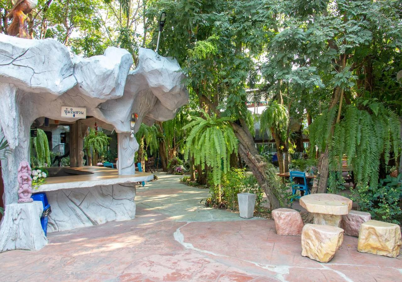 Suwanna Riverside Chainat Bagian luar foto